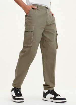 Olive Dkny Contrast Stitch Cargo Men's Pants | T8328382